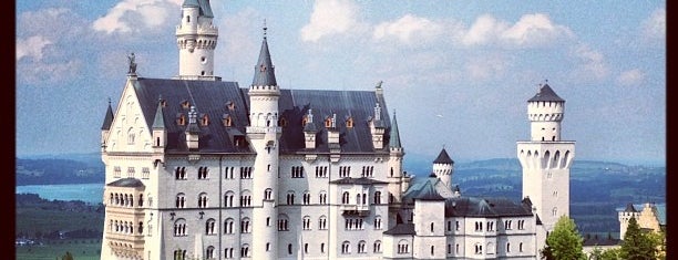 Schloss Neuschwanstein is one of World Castle List.