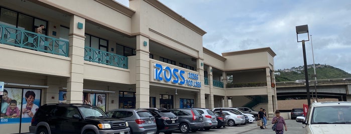 Ross Dress for Less is one of Janさんのお気に入りスポット.