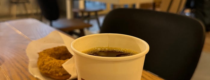 Brew Cafe is one of Alyaさんのお気に入りスポット.