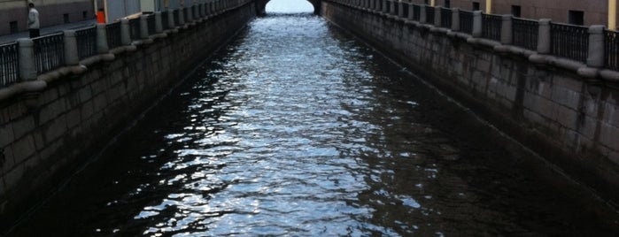 1-й Зимний мост is one of Все мосты Санкт-Петербурга.