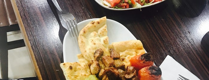 Tandır Pide ve Lahmacun Salonu is one of Posti che sono piaciuti a Ecem.