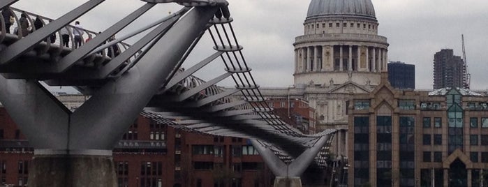 Millennium Bridge is one of England.