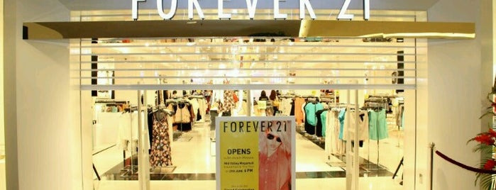 Forever 21 is one of KualaLumpur_AVM.