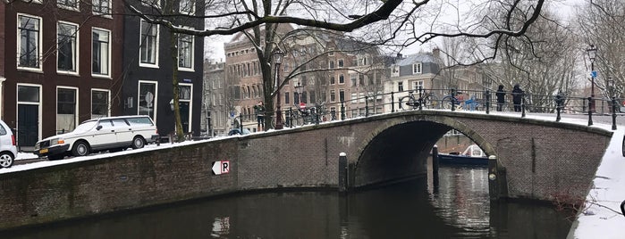 Reguliersgracht is one of สถานที่ที่บันทึกไว้ของ Katya.