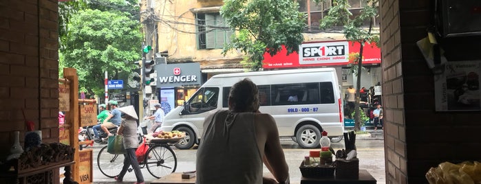 Quẩy Nóng Hàng Bông is one of Hanoi hangouts.