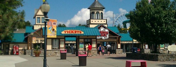 Six Flags Darien Lake is one of Family-friendly Destinations around Rochester, NY.