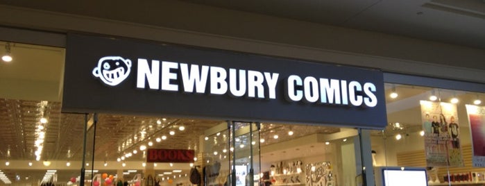 Newbury Comics is one of Brit 🎀 : понравившиеся места.