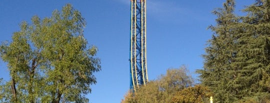 Superman: Escape From Krypton is one of Theme Parks & Roller Coasters.