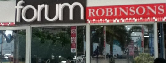 Forum Robinsons is one of Shankさんのお気に入りスポット.