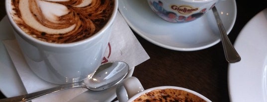 ItaLee Caffè Italiano is one of Micheálさんのお気に入りスポット.