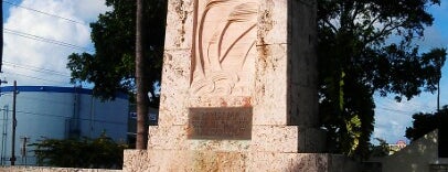 Hurricane Monument is one of Lizzie'nin Beğendiği Mekanlar.