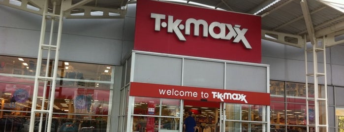 TK Maxx is one of สถานที่ที่ Carl ถูกใจ.