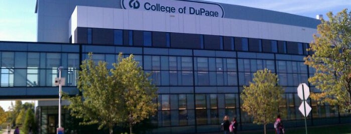 College of DuPage Health & Science Center is one of Locais curtidos por michelle.