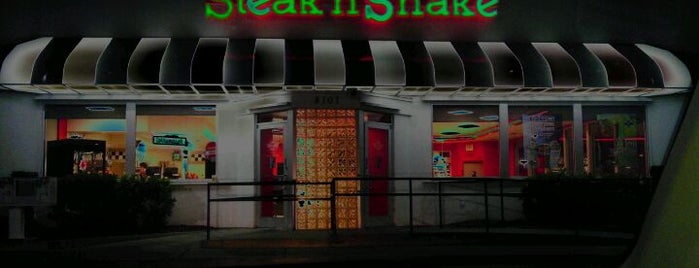 Steak 'n Shake is one of Tempat yang Disukai Ian.