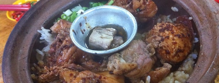 Heun Kee Claypot Chicken Rice 禤記瓦煲雞飯 is one of 美食推荐 Recommended Food.