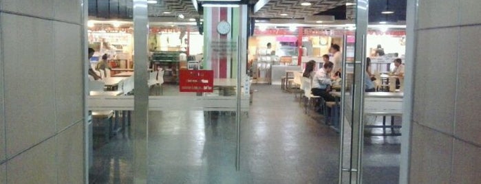 Foodcourt Menara Kuningan is one of Kuningan area.