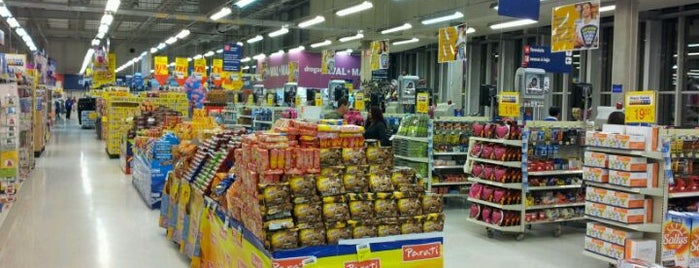 Walmart is one of CWB - Supermercados.