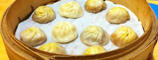 Din Tai Fung is one of Fav Places: Snack, Streetfood and Local.