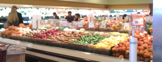 99 Ranch Market 大華超級市場 is one of สถานที่ที่บันทึกไว้ของ Nedrra.