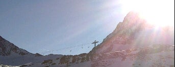 Stubaier Gletscher is one of Best Ski Areas.