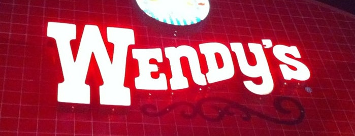 Wendy’s is one of สถานที่ที่ Trevor ถูกใจ.