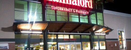 Hannaford Supermarket is one of Tempat yang Disukai Al.