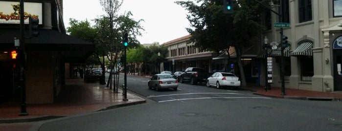 Napa Town Center is one of Georgeさんのお気に入りスポット.