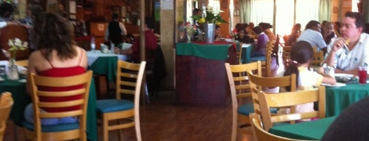Restaurant Paradise is one of Orte, die Maria gefallen.