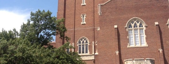 Oklahoma Memorial Union is one of OU Scavenger Hunt.