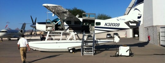 Scottsdale Airpark Center is one of Brettさんのお気に入りスポット.