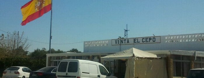 Venta el Cepo is one of Cucharón y Paso Atrás.