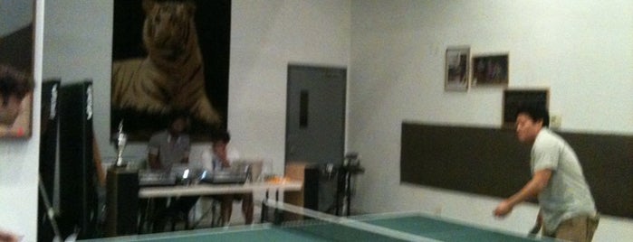 Pips Table Tennis & Art Space is one of NYC - Williamsburg.