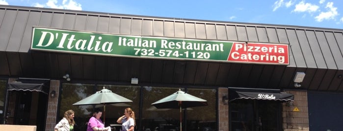 D'Italia Restaurant is one of Tempat yang Disukai Amanda.