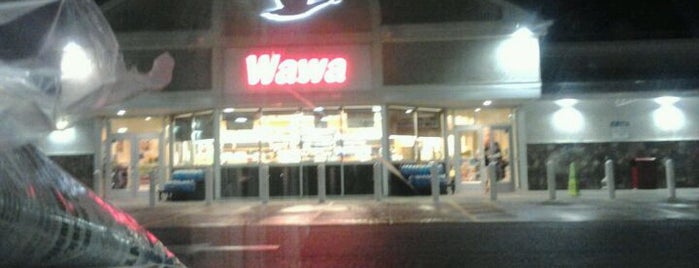 Wawa is one of สถานที่ที่ Mark ถูกใจ.