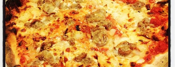 Frank Pepe Pizzeria Napoletana is one of Pizza.