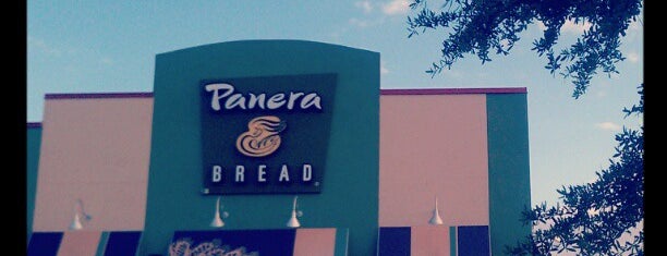 Panera Bread is one of สถานที่ที่ John ถูกใจ.