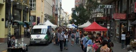 Königsstraße is one of Must Do's in Budapest.