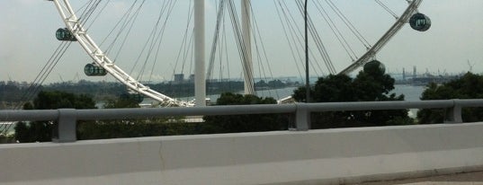 Benjamin Sheares Bridge is one of Singapore Spot.