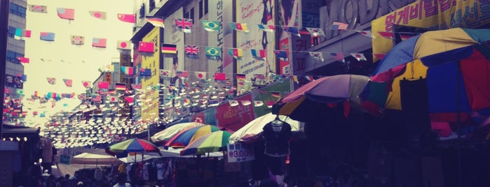 Namdaemun Market is one of For Seoul trip.