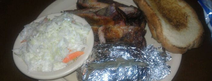 Goodman's Real Pit BBQ is one of Places I love!.