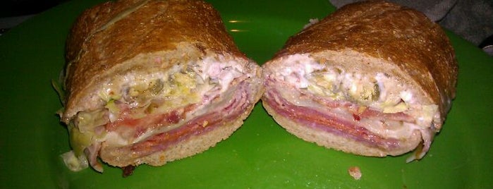 Snarf's Sandwiches is one of Locais salvos de Jason.