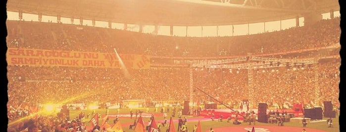 Best spots for Galatasaray fans