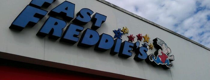 Fast Freddie's / Global is one of James’s Liked Places.