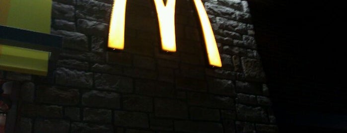 McDonald's is one of Bret'in Beğendiği Mekanlar.