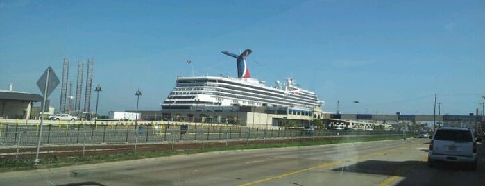 Port Of Galveston is one of V K'ın Beğendiği Mekanlar.