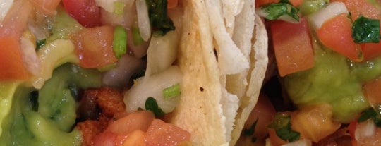 Oscar's Taco Shop is one of Kristineさんのお気に入りスポット.