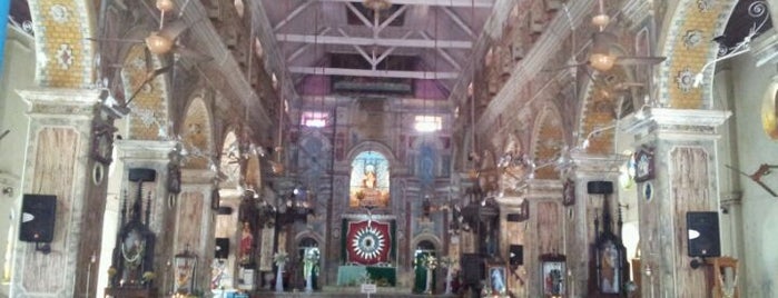 Santa Cruz Basilica is one of Lugares favoritos de Joel.
