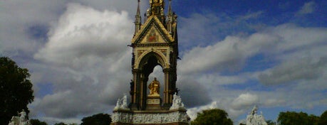 Jardines de Kensington is one of London trip.