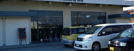 D&DEPARTMENT SHIZUOKA by TAITA is one of Wi-Fi cafe.