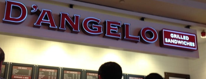 D'Angelo Grilled Sandwiches is one of Phil'in Beğendiği Mekanlar.